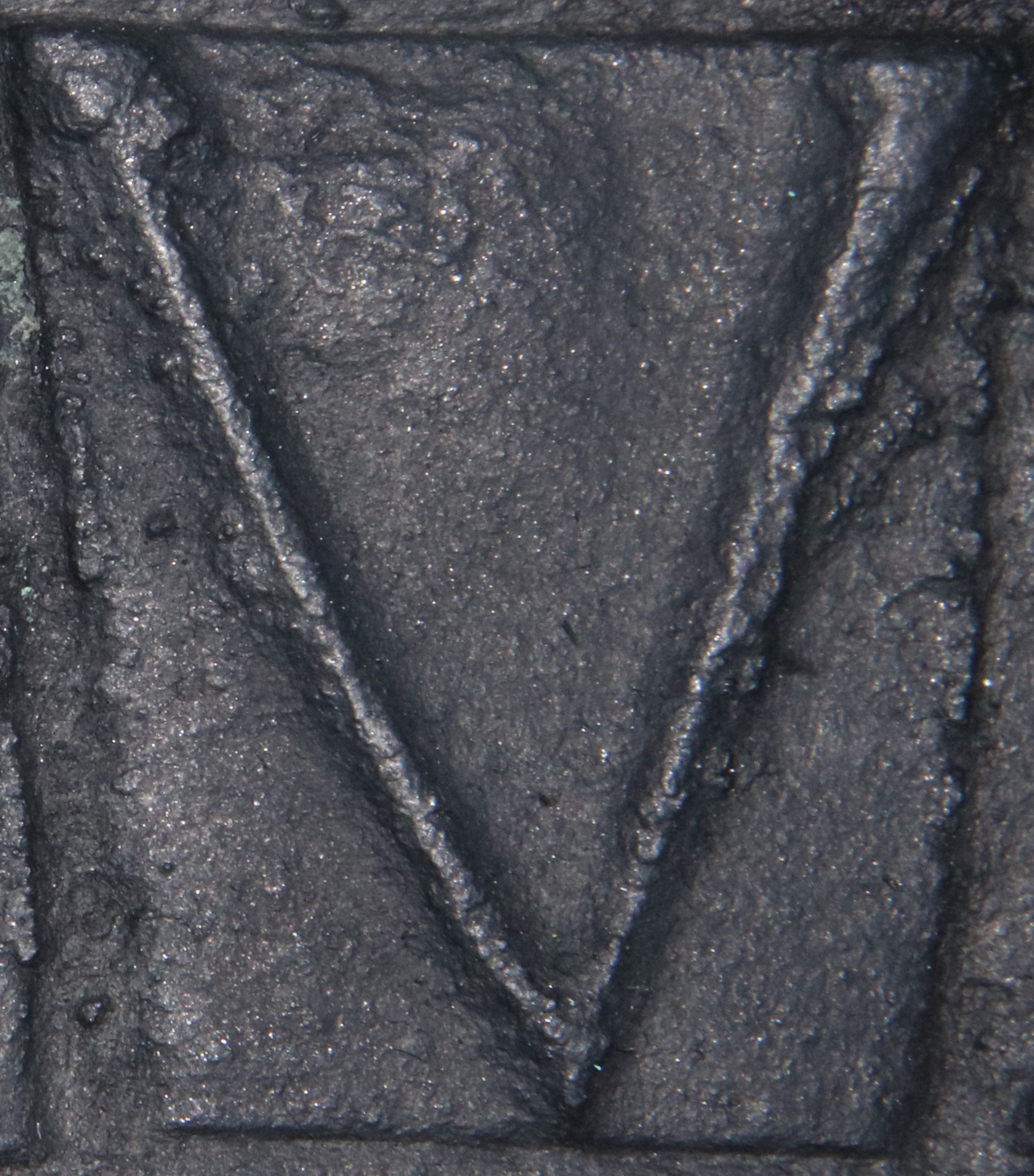 V